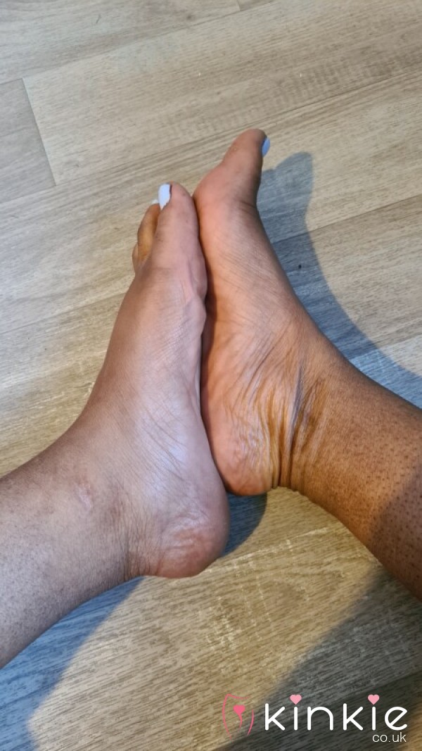 300+ PICS OF MY FEET