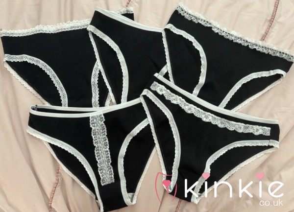 Black & White Ribbed Knickers