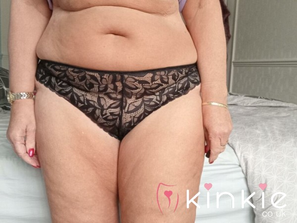 Blk Lace Knickers Free Postage