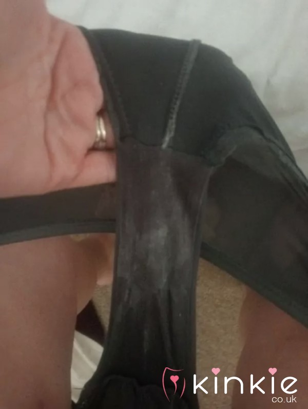 Extended Wear Panties 😈 How Dirty Do You Want Them? 😁