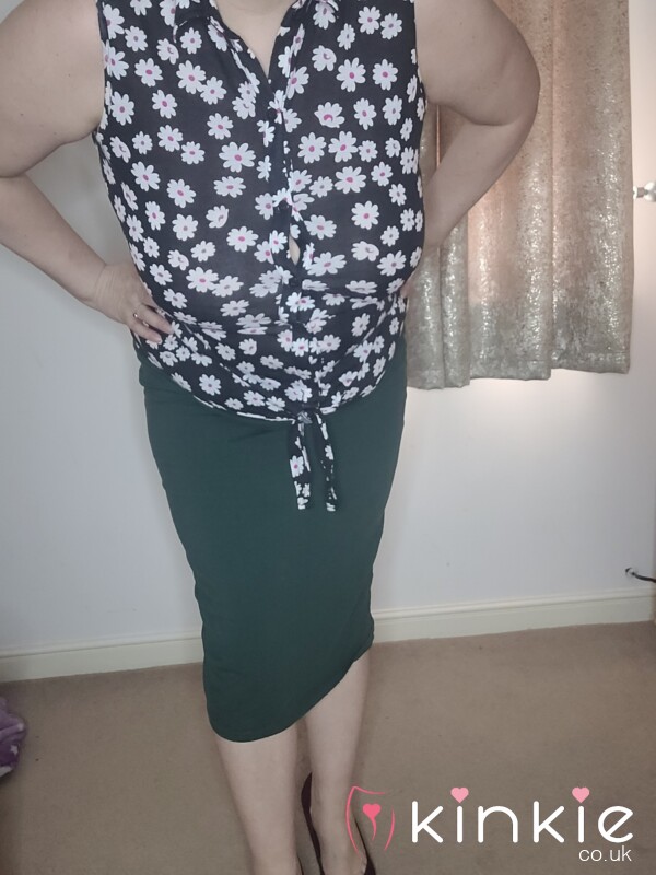 Green Skirt.and Flower Tie Top