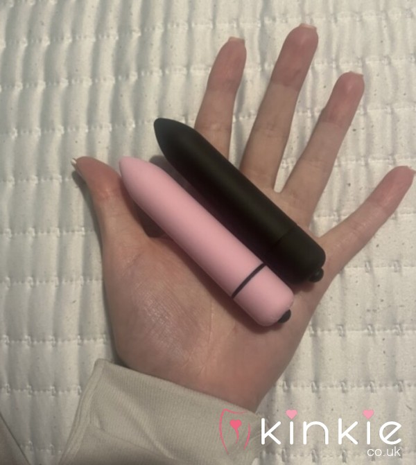 Loved Bullet Vibrators & Custom Video🖤💗