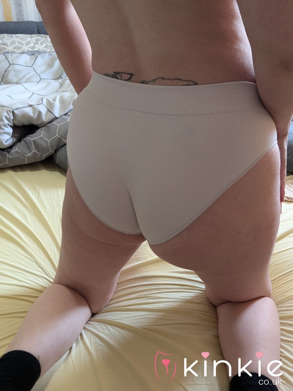 CLEARANCE SALE Off White Full B*m Briefs