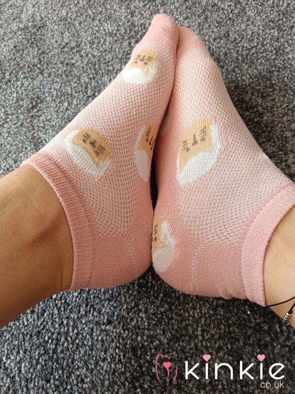 Pink Ankle Cat Socks 🧦