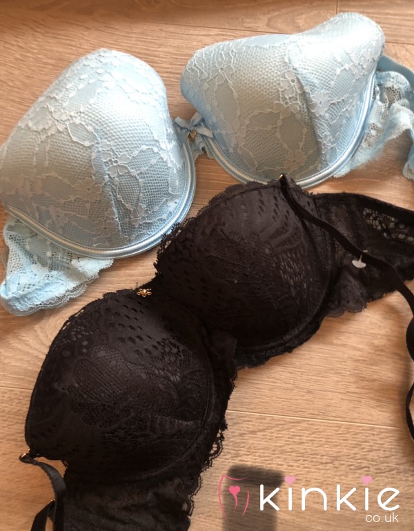 🔥s**y Blue & Black Bra🔥