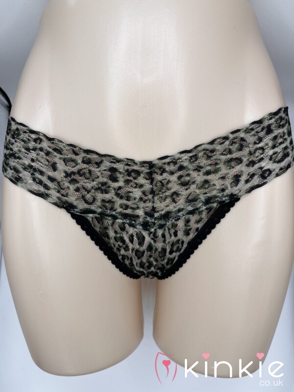 S**y Leopard Thong