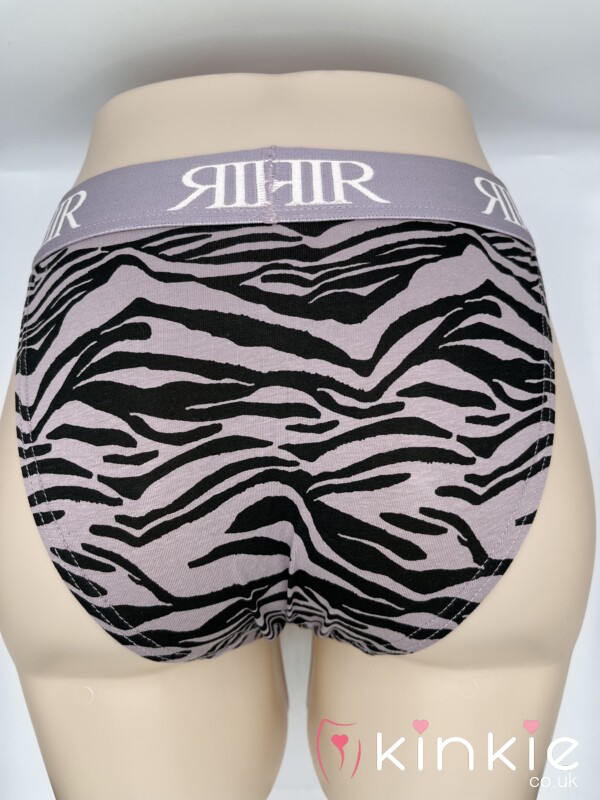 S**y Tiger Stripe C*m Filled Panties