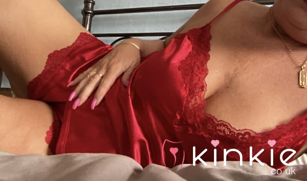 Silky Red Cami Shorts Bed Set