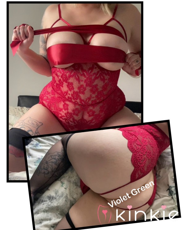 Stockings, Heels & Crotchless Bodysuit Pic Set