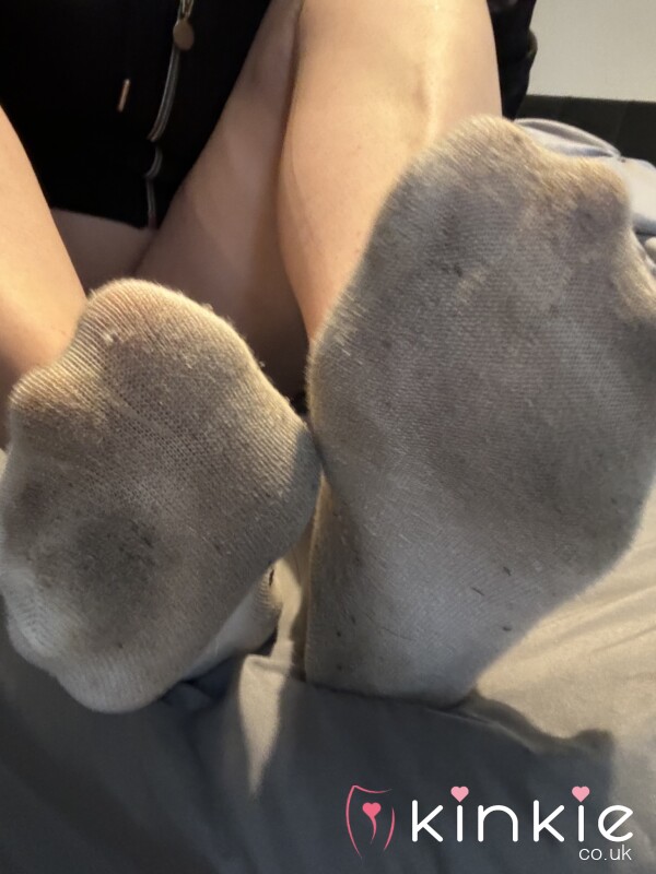 SWEATY SMELLY SOCKS 🧦