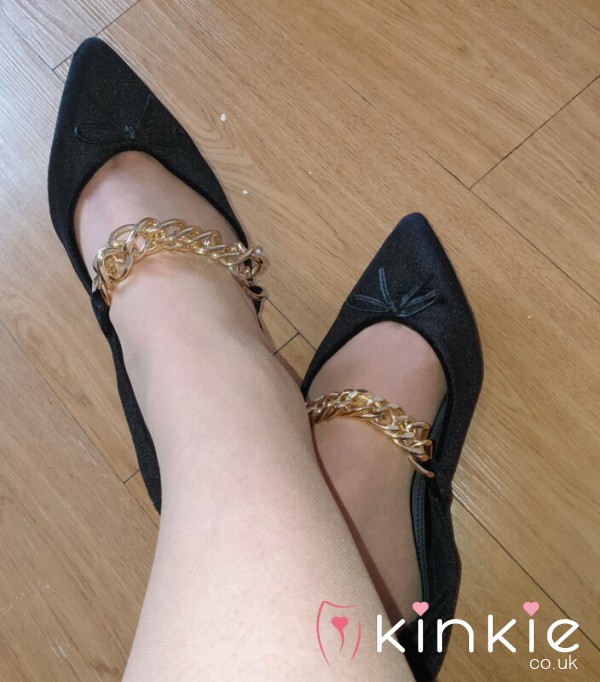 Velvet Chain Flats Size 8